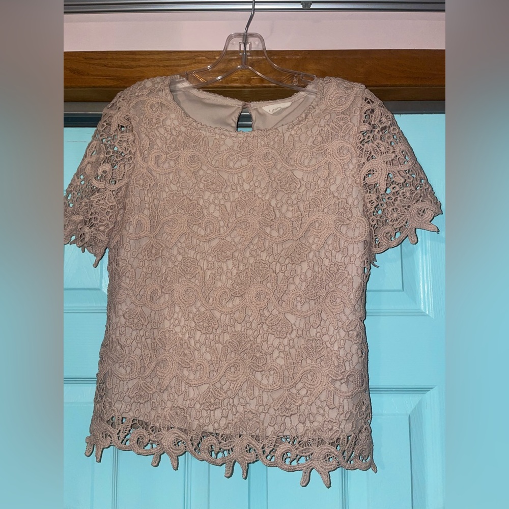 Ballet slipper pink top with lace